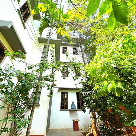 Hotel Du Palais - Auroville Beach 퐁디셰리 외부 사진