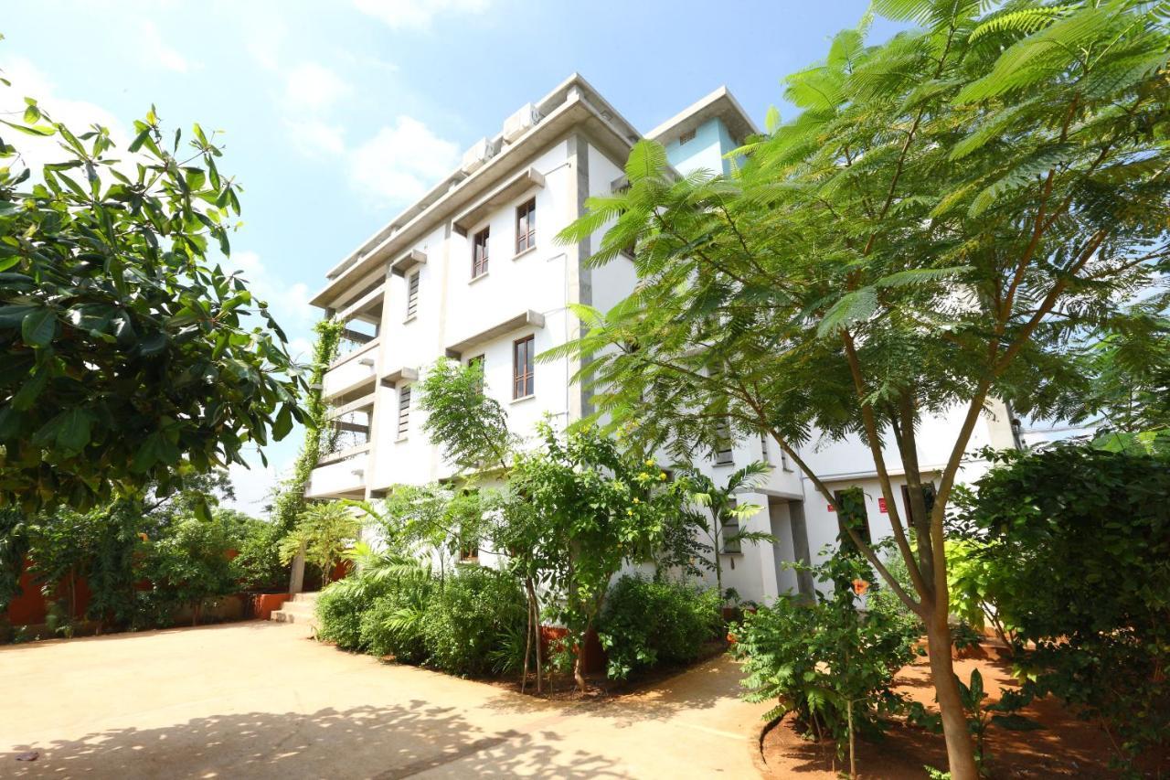 Hotel Du Palais - Auroville Beach 퐁디셰리 외부 사진