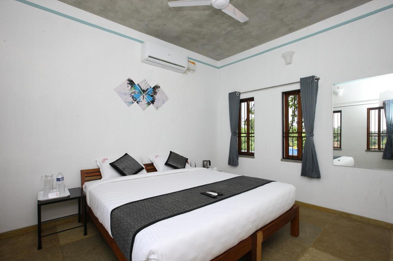 Hotel Du Palais - Auroville Beach 퐁디셰리 외부 사진