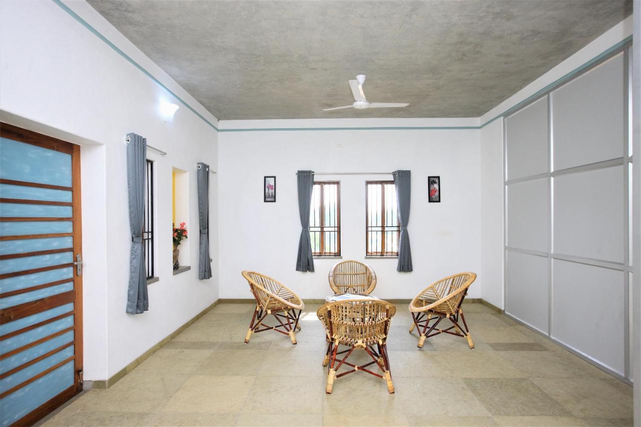 Hotel Du Palais - Auroville Beach 퐁디셰리 외부 사진