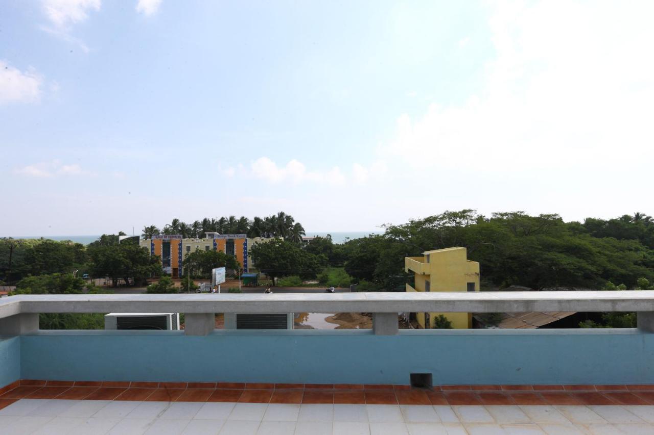 Hotel Du Palais - Auroville Beach 퐁디셰리 외부 사진